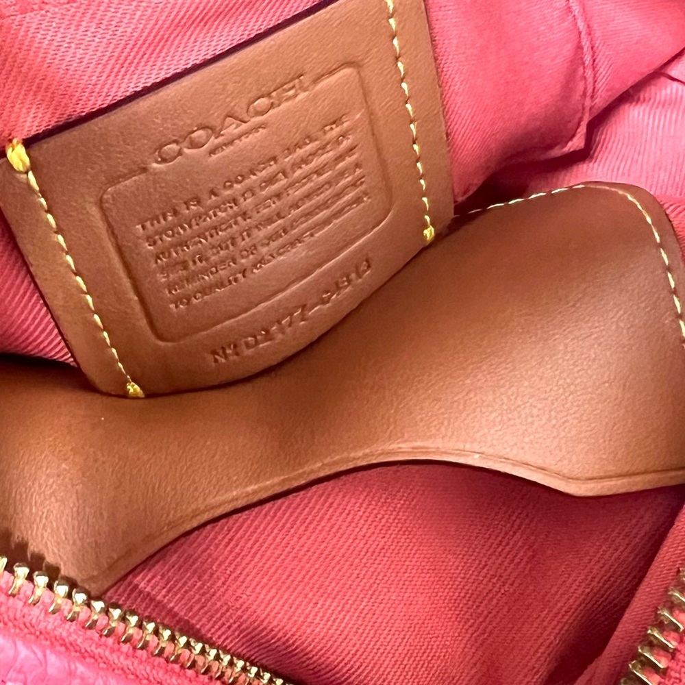 Coach Camera Bag Pink Soft Pebble Leather Crossbody Two Adjustable Straps - Picture 13 of 17